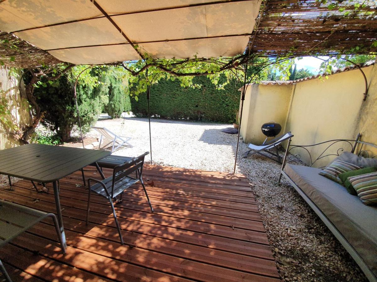 Cote Provence Hotel Le Thor Exterior photo