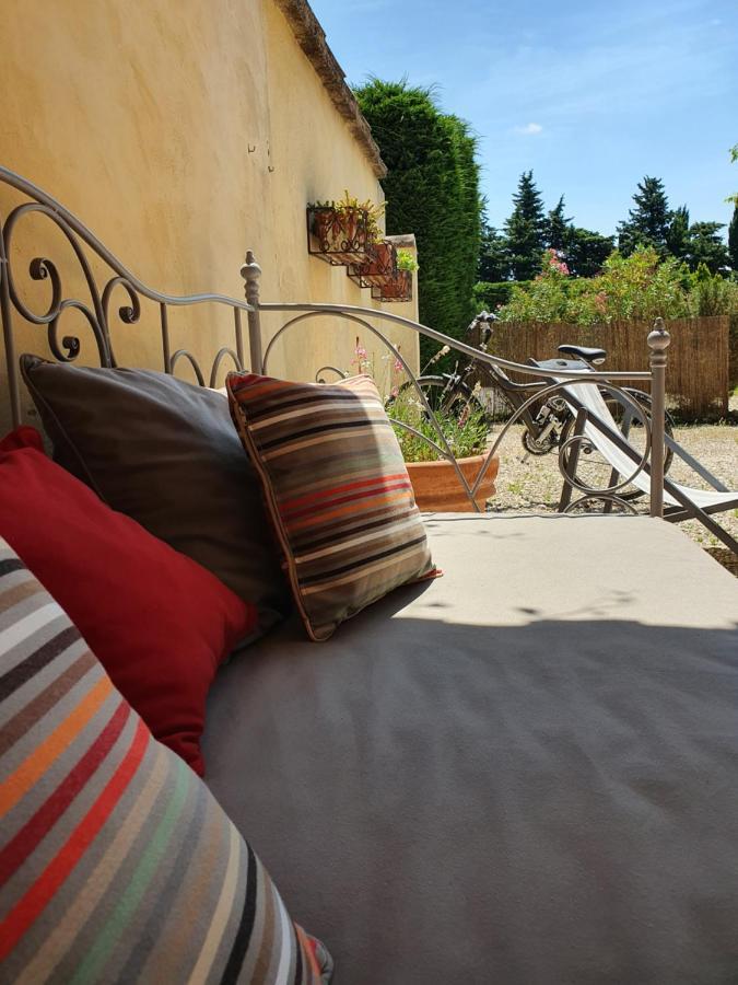 Cote Provence Hotel Le Thor Exterior photo